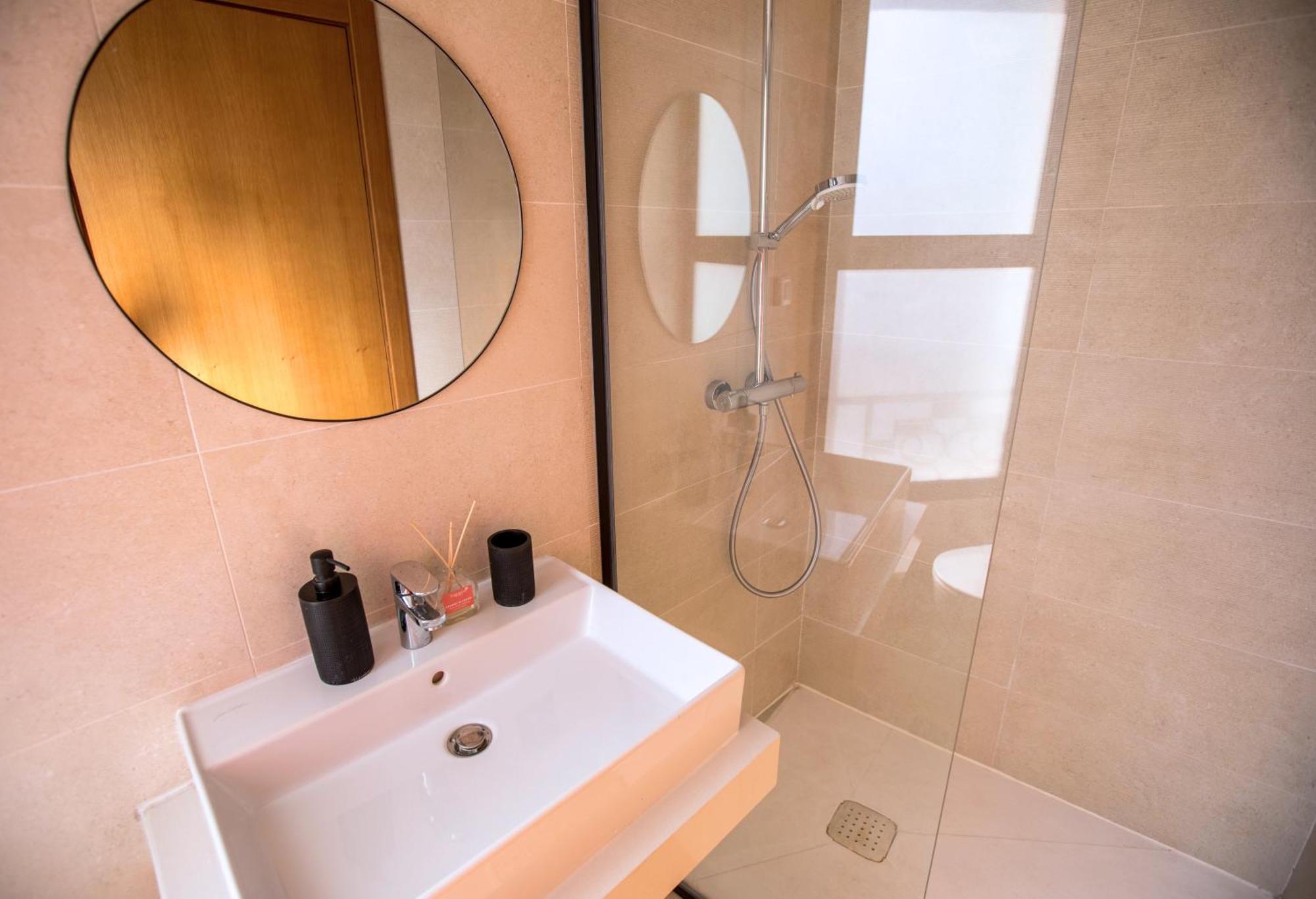 Haut Standing 2-Bedroom Apartment In Gauthier Καζαμπλάνκα Εξωτερικό φωτογραφία
